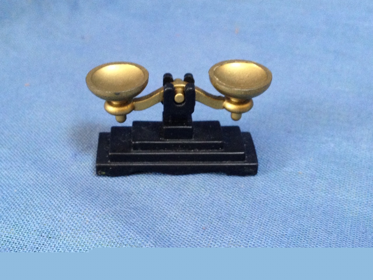 Pound item