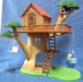 Sylvanian Families Treehouse