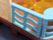 sylvanian ice cream shop railing