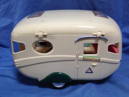 sylvanian Families caravan